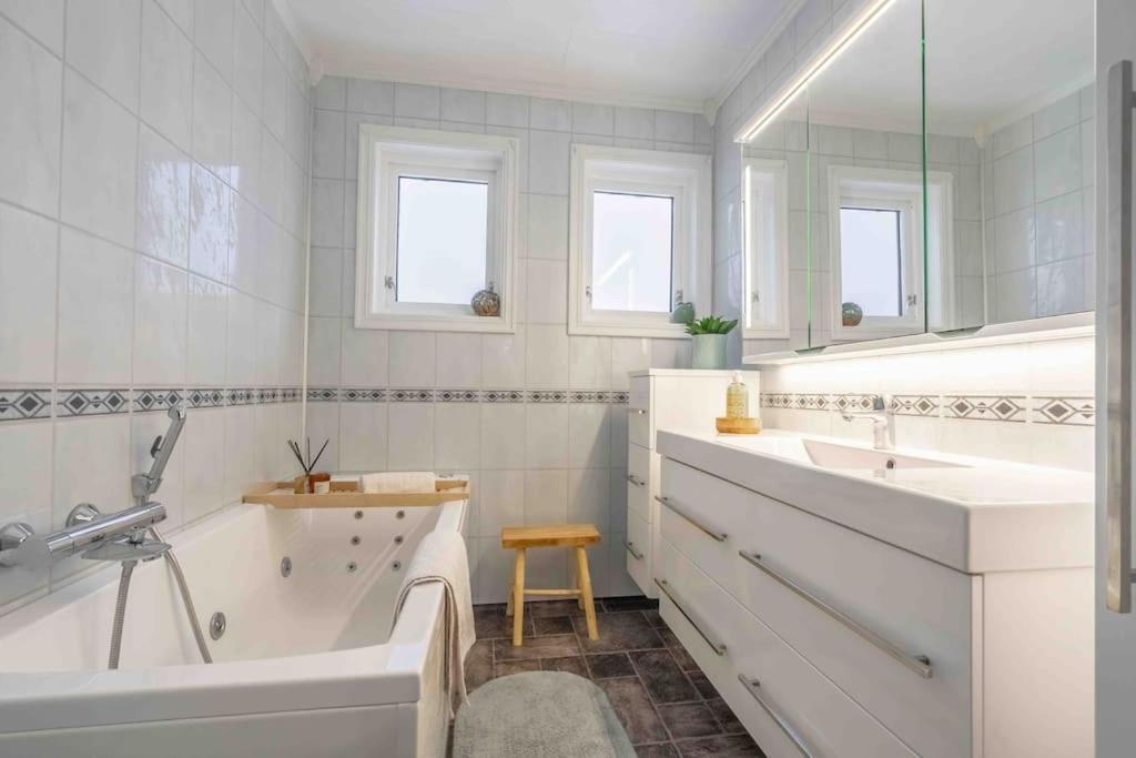 Sundet Lofoten Holiday House Villa Sund  Екстериор снимка